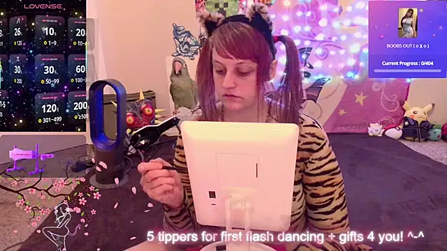 Snapshot of BabyZelda chatting on February 2, 2026, 1:37 am BabyZelda online show from February 2, 2026, 1:37 am