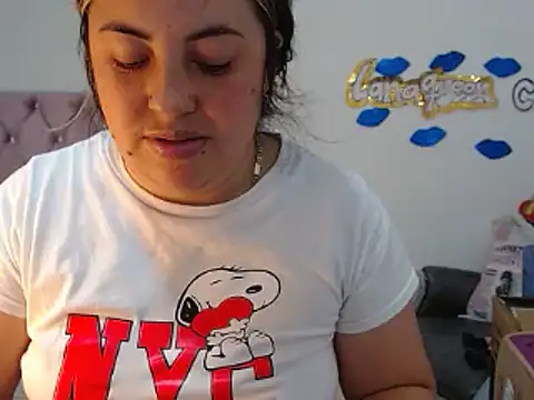 lanaqueen699 online show from February 13, 2025, 3:56 pm