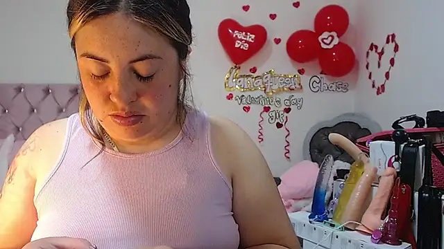 lanaqueen699 online show from March 3, 2025, 6:46 pm