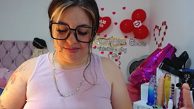 lanaqueen699 online show from March 11, 2025, 3:34 pm