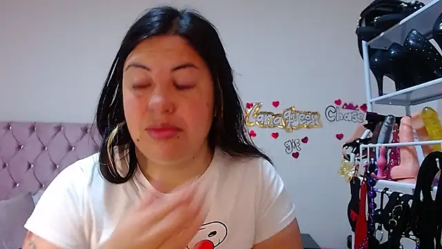 Snapshot of lanaqueen699 chatting on October 22, 2025, 12:26 pm lanaqueen699 online show from October 22, 2025, 12:26 pm