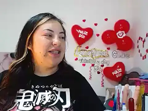 lanaqueen699 online show from February 22, 2025, 12:18 pm