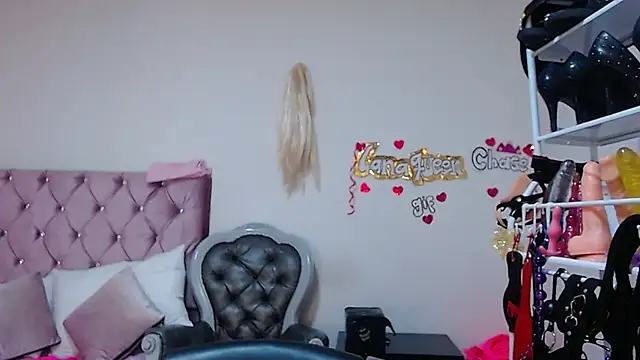 Snapshot of lanaqueen699 chatting on October 23, 2025, 12:26 pm lanaqueen699 online show from October 23, 2025, 12:26 pm