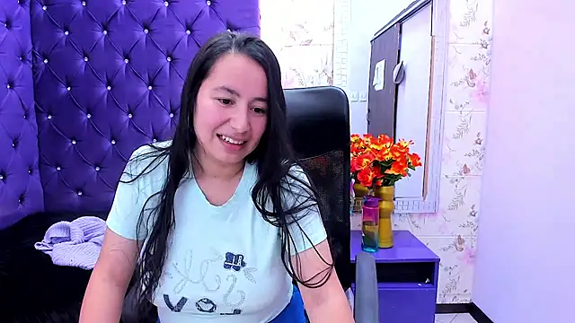 NaomyPrinces online show from June 27, 2026, 3:18 pm