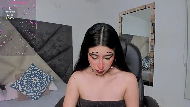 Snapshot of ShegoBlake chatting on October 19, 2025, 12:02 am ShegoBlake online show from October 19, 2025, 12:02 am