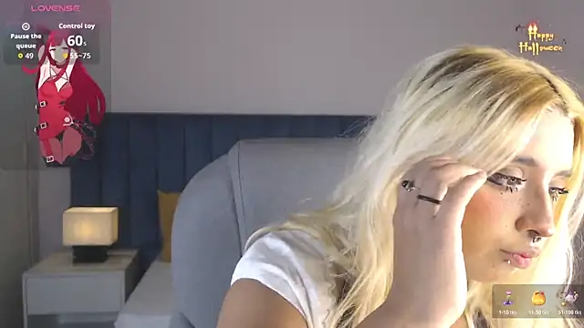 april bunnyy online show from November 4, 2025, 7:28 pm