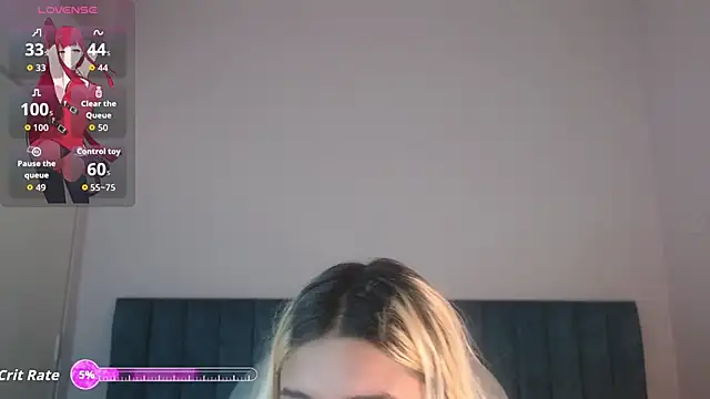 Snapshot of april_bunnyy chatting on October 17, 2025, 8:21 pm april bunnyy online show from October 17, 2025, 8:21 pm