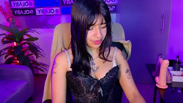 UnderBaby  online show from October 22, 2025, 3:06 am