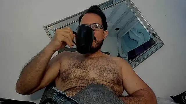 SbasTone Muscle online show from October 11, 2025, 1:23 pm