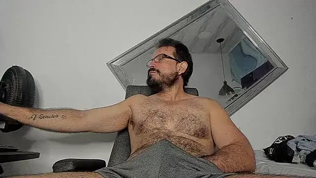 SbasTone Muscle online show from October 10, 2025, 1:12 pm