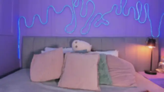 Mai higurashi online show from October 20, 2025, 7:47 pm