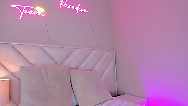  angela x online show from February 13, 2025, 5:54 pm