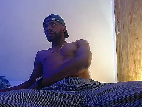 GerardSmitt online show from October 18, 2025, 2:02 am