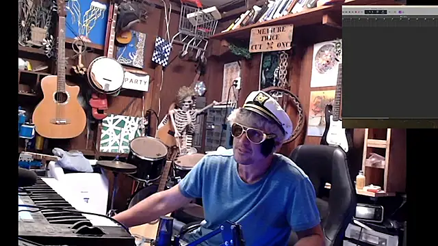 Snapshot of itsjameswebbscope chatting on September 21, 2025, 1:05 pm itsjameswebbscope online show from September 21, 2025, 1:05 pm