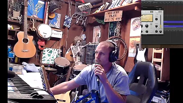 Snapshot of itsjameswebbscope chatting on September 22, 2025, 3:07 pm itsjameswebbscope online show from September 22, 2025, 3:07 pm