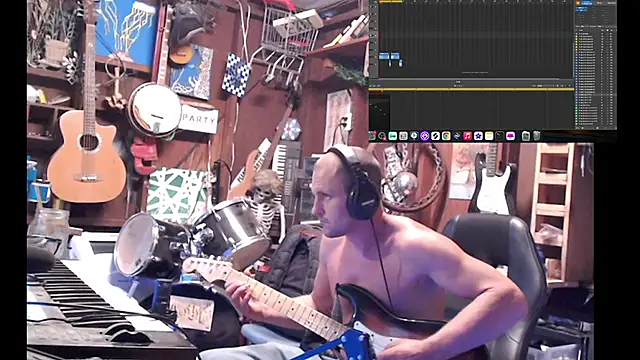 Snapshot of itsjameswebbscope chatting on September 19, 2025, 3:38 pm itsjameswebbscope online show from September 19, 2025, 3:38 pm