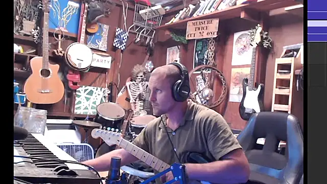 Snapshot of itsjameswebbscope chatting on September 20, 2025, 6:35 pm itsjameswebbscope online show from September 20, 2025, 6:35 pm