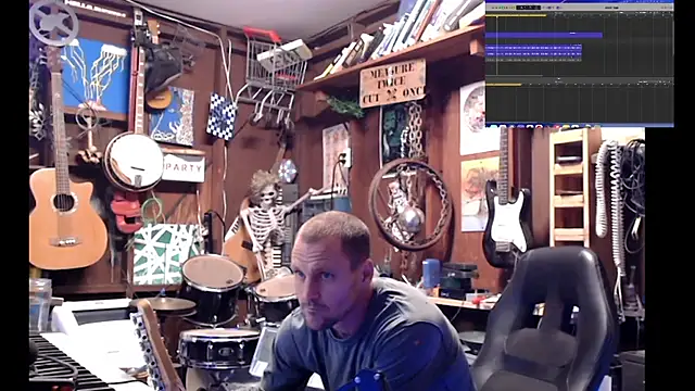 Snapshot of itsjameswebbscope chatting on September 29, 2025, 2:44 pm itsjameswebbscope online show from September 29, 2025, 2:44 pm