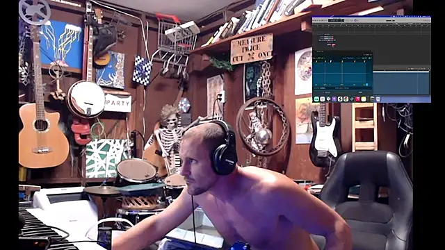 Snapshot of itsjameswebbscope chatting on September 27, 2025, 11:27 am itsjameswebbscope online show from September 27, 2025, 11:27 am