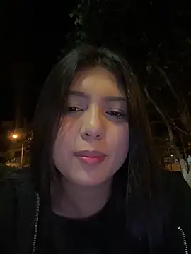 Snapshot of Maii_chan chatting on January 21, 2025, 5:05 am Maii chan online show from January 21, 2025, 5:05 am