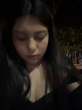 Snapshot of Maii_chan chatting on January 30, 2025, 4:16 am Maii chan online show from January 30, 2025, 4:16 am