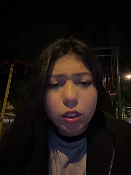 Snapshot of Maii_chan chatting on January 12, 2025, 6:39 am Maii chan online show from January 12, 2025, 6:39 am