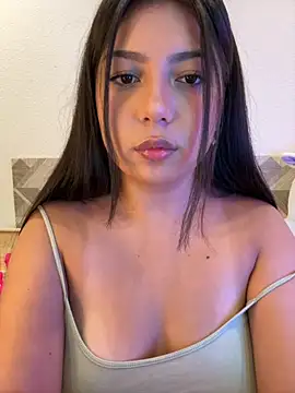 Snapshot of Maii_chan chatting on September 26, 2025, 3:46 am Maii chan online show from September 26, 2025, 3:46 am