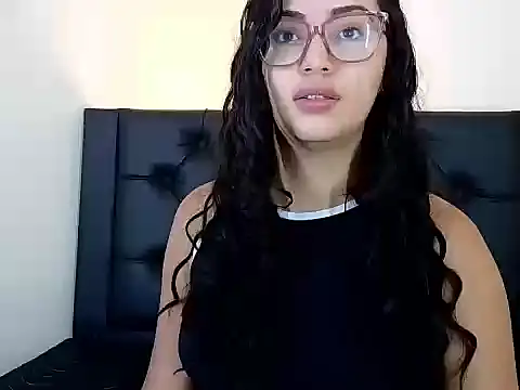 EvoletFMK online show from February 19, 2026, 6:05 pm