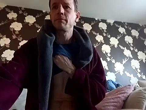 outdoorfun22 online show from April 8, 2026, 7:21 am