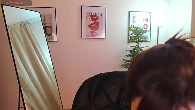 Snapshot of VanessaSmuth chatting on September 19, 2025, 1:53 am VanessaSmuth online show from September 19, 2025, 1:53 am