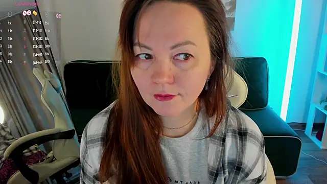 VanessaSmuth online show from March 3, 2026, 1:56 am