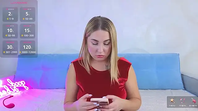 Snapshot of KisssAmmeli chatting on September 16, 2025, 12:17 pm KisssAmmeli online show from September 16, 2025, 12:17 pm