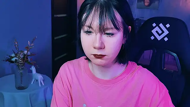 Snapshot of NancyMartinez chatting on October 2, 2025, 9:12 am NancyMartinez online show from October 2, 2025, 9:12 am