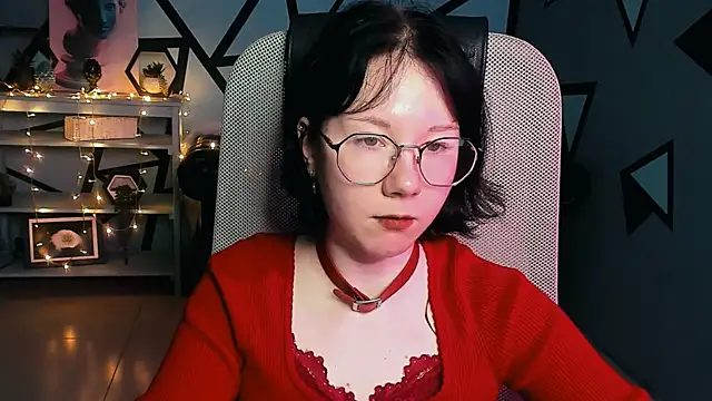 Snapshot of NancyMartinez chatting on October 1, 2025, 9:14 am NancyMartinez online show from October 1, 2025, 9:14 am