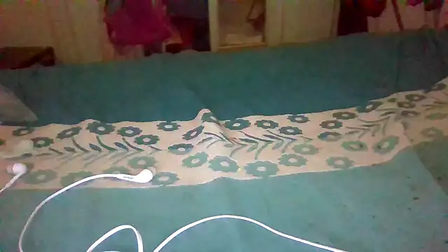 Snapshot of biuv chatting on October 6, 2025, 1:01 pm biuv online show from October 6, 2025, 1:01 pm