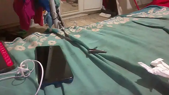 Snapshot of biuv chatting on October 27, 2025, 10:27 am biuv online show from October 27, 2025, 10:27 am