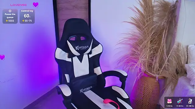 -Sofii  online show from February 17, 2026, 8:28 pm