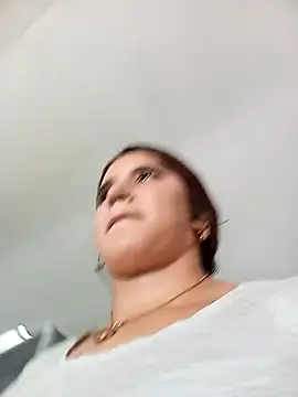 girl tentation69 online show from January 8, 2025, 5:37 pm