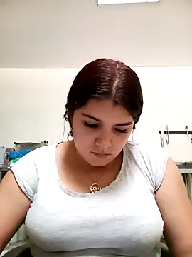 girl tentation69 online show from January 8, 2025, 8:39 pm