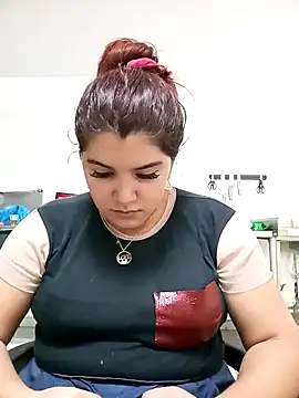 girl tentation69 online show from February 1, 2025, 6:29 pm