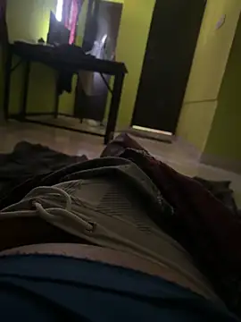 Dirty 08 online show from October 29, 2025, 2:43 am