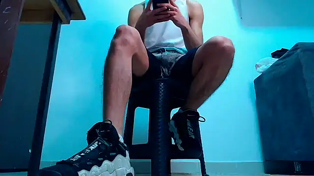 mastersmits online show from December 14, 2025, 3:24 am