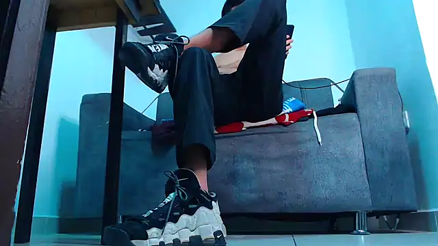 Snapshot of mastersmits chatting on October 17, 2025, 11:28 pm mastersmits online show from October 17, 2025, 11:28 pm