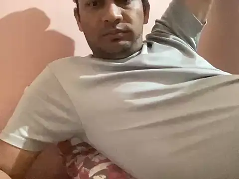 Snapshot of NiceBoy9099 chatting on October 30, 2025, 5:43 pm NiceBoy9099 online show from October 30, 2025, 5:43 pm