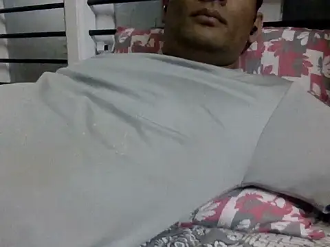 Snapshot of NiceBoy9099 chatting on February 16, 2025, 6:21 pm NiceBoy9099 online show from February 16, 2025, 6:21 pm