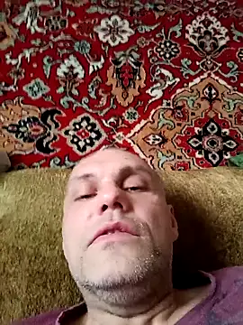 Pineapple04 online show from November 20, 2025, 6:25 am