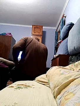 Snapshot of Pineapple04 chatting on September 30, 2025, 5:19 pm Pineapple04 online show from September 30, 2025, 5:19 pm