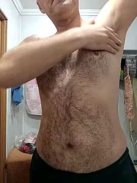 Snapshot of Pineapple04 chatting on October 11, 2025, 5:52 am Pineapple04 online show from October 11, 2025, 5:52 am