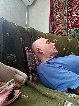 Pineapple04 online show from April 10, 2026, 6:31 am