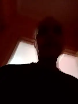 Snapshot of Pineapple04 chatting on September 30, 2025, 4:40 am Pineapple04 online show from September 30, 2025, 4:40 am